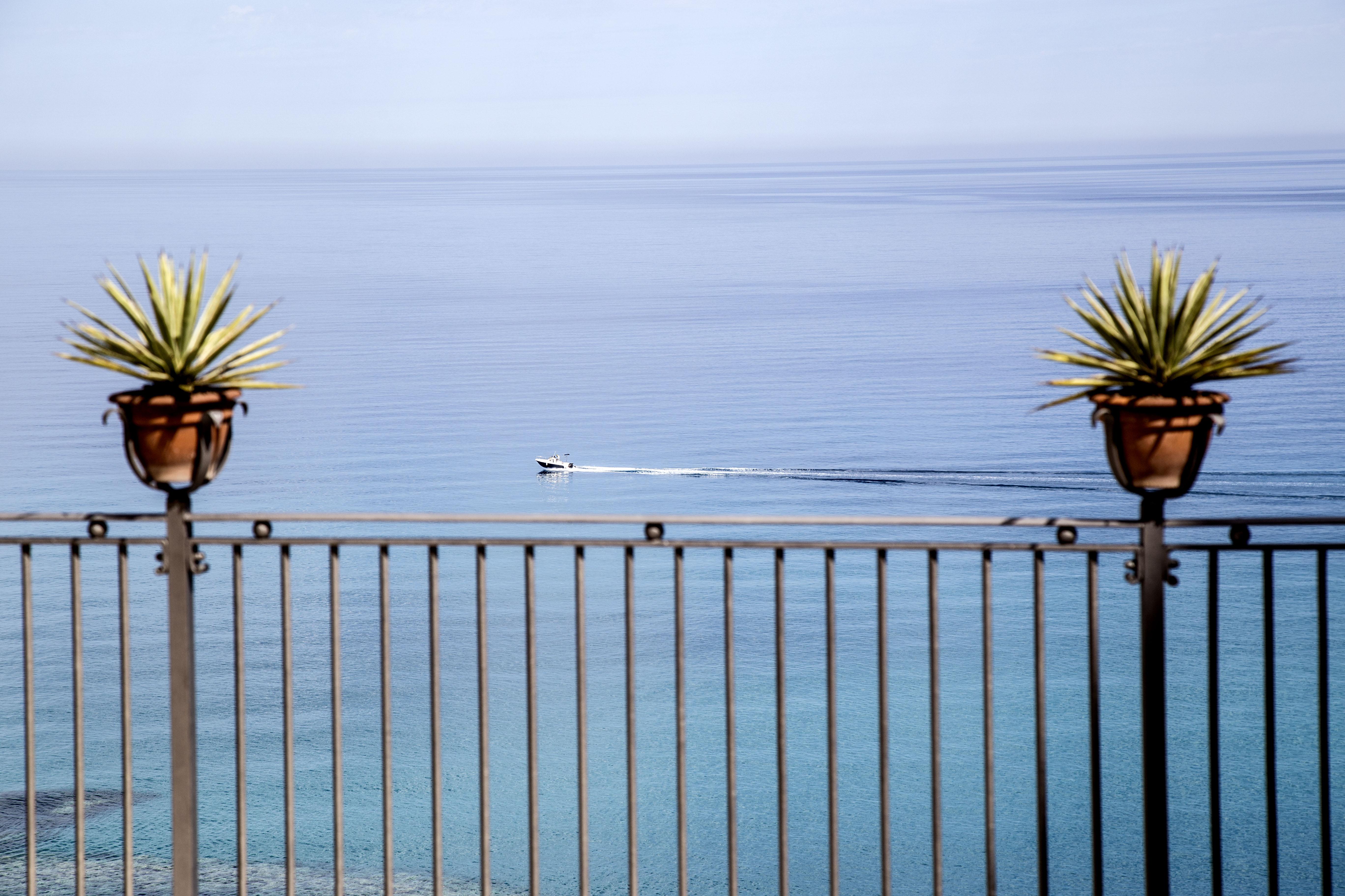 La Dolce Vita A Tropea Exteriör bild