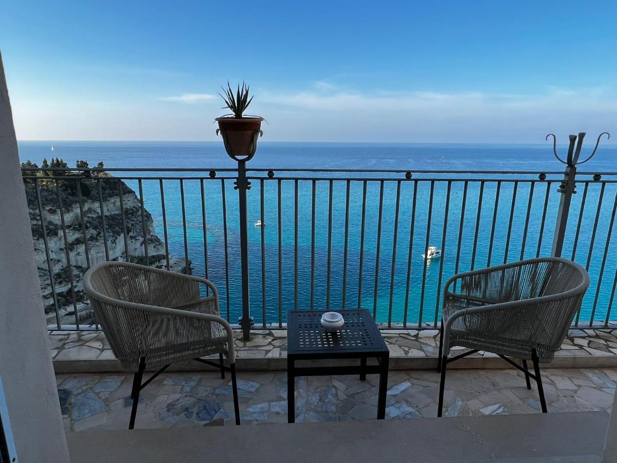 La Dolce Vita A Tropea Exteriör bild