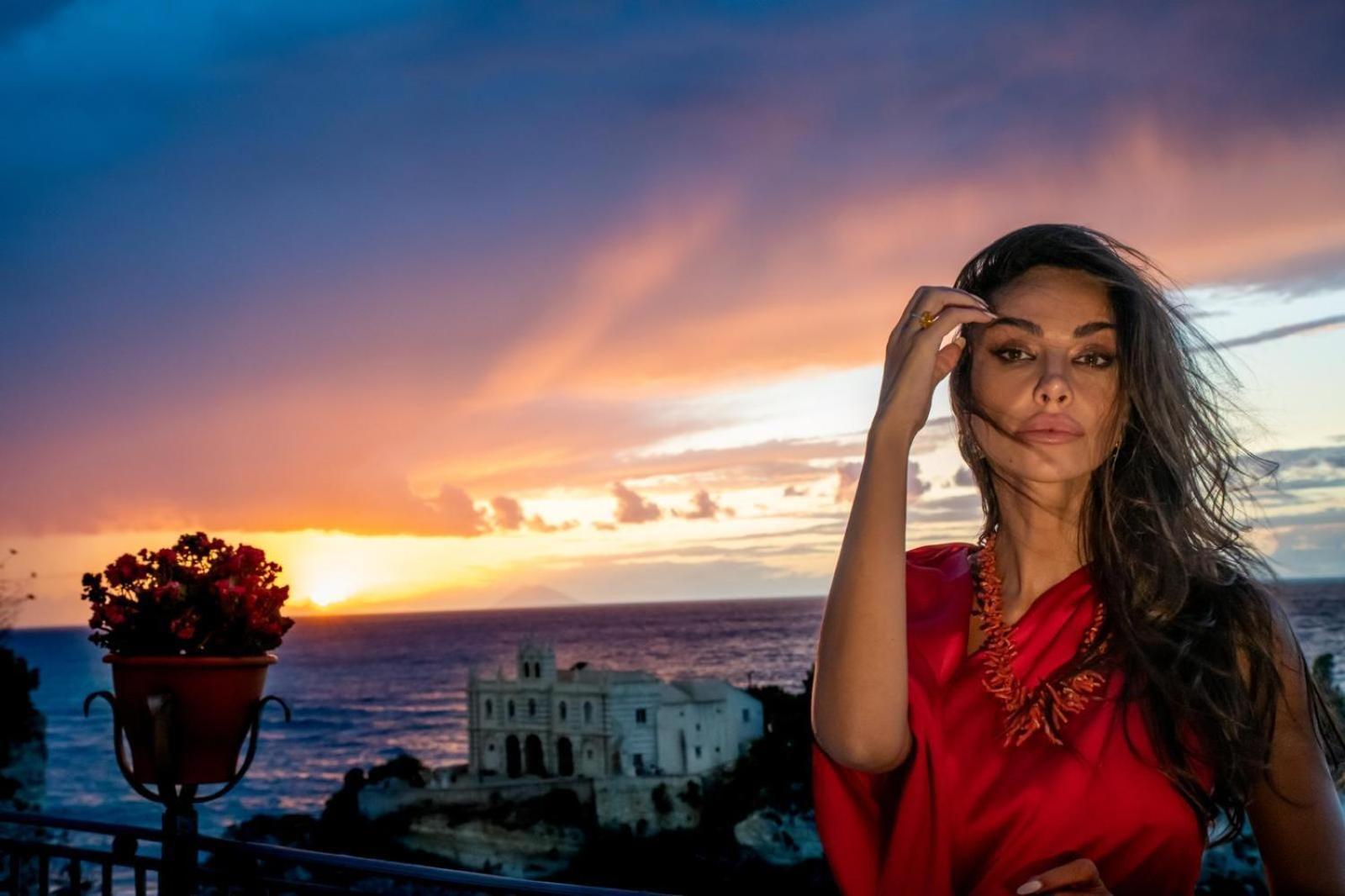 La Dolce Vita A Tropea Exteriör bild